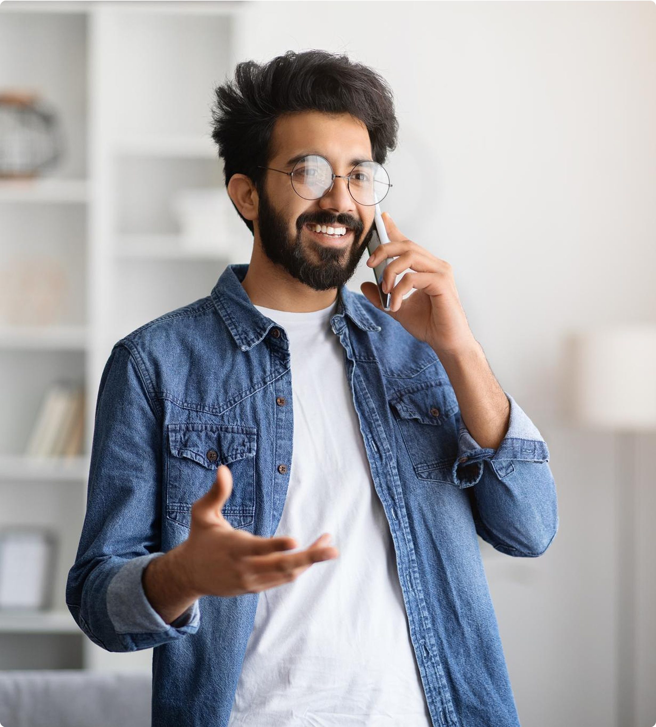 Customer booking a Vanzoo pickup by phone from home in Gurgaon
